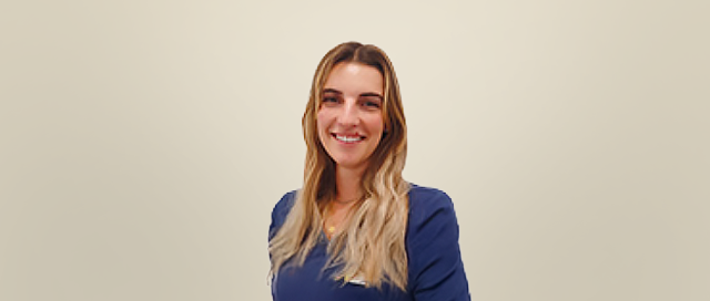 Dra. Ana Pires, Médica Dentista, Cédula OMD 13598, Serviços Clínicos da Clínica Médis